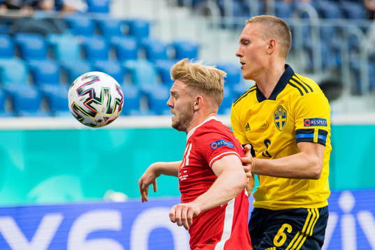 Kamil Jozwiak of Poland and Ludwig Augustinsson of Sweden