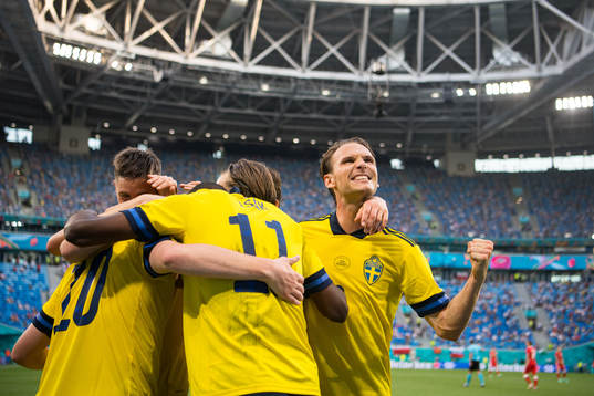 Albin Ekdal of Sweden celebrate
