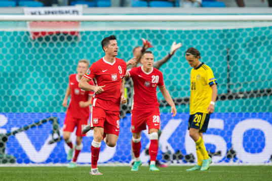 Robert Lewandowski of Poland celebrates