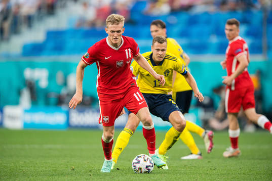 Karol Swiderski of Poland and Viktor Claesson of Sweden