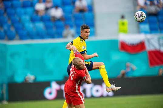 Mikael Lustig of Sweden
