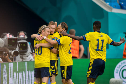 Emil Forsberg celebrate with Dejan Kulusevski, Kristoffer