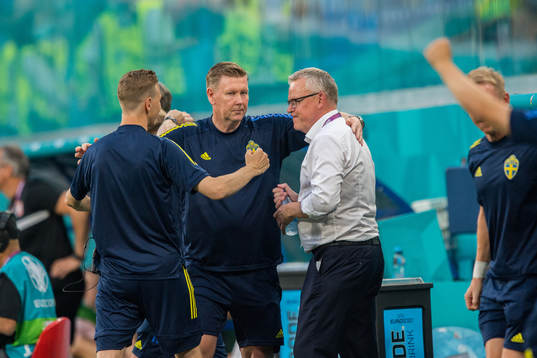 Goalkeeper coach Maths Elfvendal, assistant coach Peter