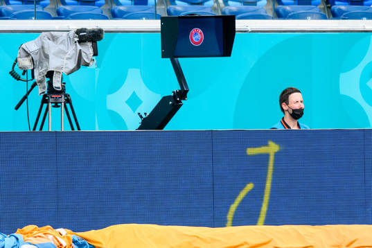 A VAR monitor