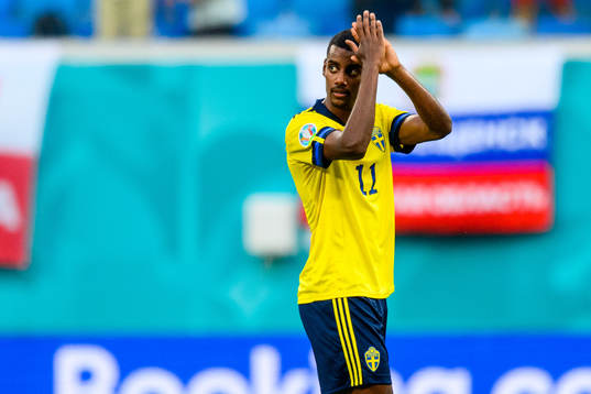 Alexander Isak of Sweden thanks the spectators