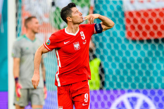 Robert Lewandowski of Poland celebrates