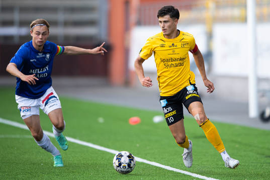 Elfsborgs Besfort Zeneli och Trelleborgs Theo Mårtensson
