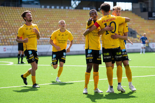 Elfsborgs spelare jublar