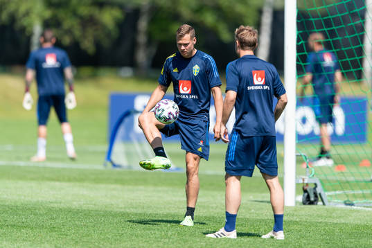 Viktor Claesson and Pierre Bengtsson of the Swedish