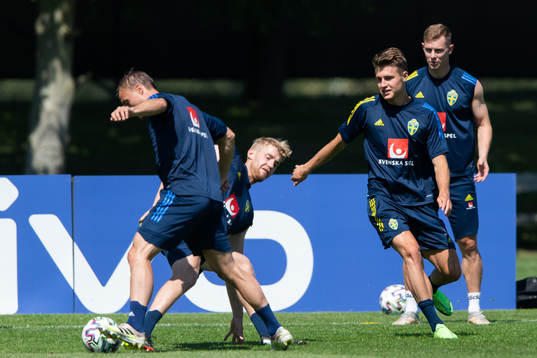 Pierre Bengtsson, Filip Helander, Mattias Svanberg and Emil