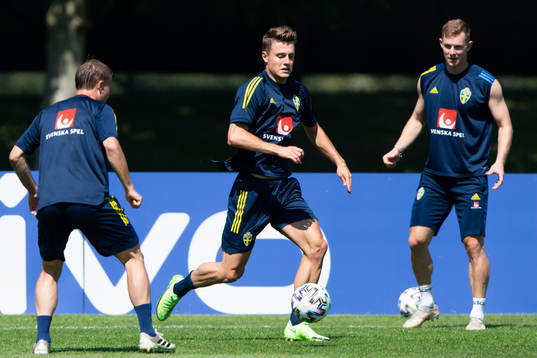 Mattias Svenberg and Emil Krafth of the Swedish national