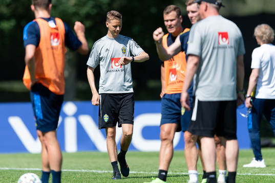 Goalkeeper coach Maths Elfvendal of the Swedish national