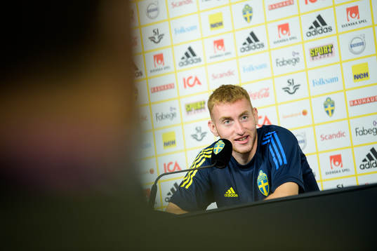 Dejan Kulusevski of the Swedish national football team at a