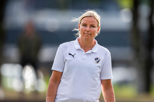 Halmstads assisterande tränare/fystränare Emma