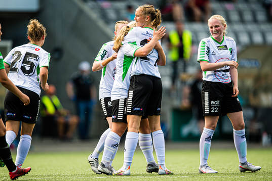 Emilie Nøkleby Finnevolden of Hønefoss celebrates