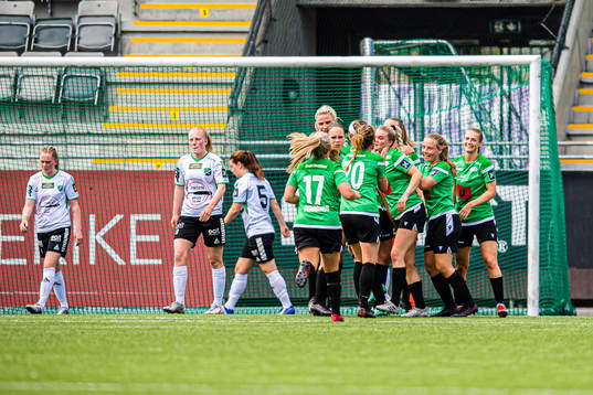 Kari Nicole Johnston of Amazon Grimstad celebrates