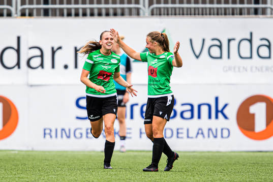 Vårin Kristina Vik of Amazon Grimstad celebrates