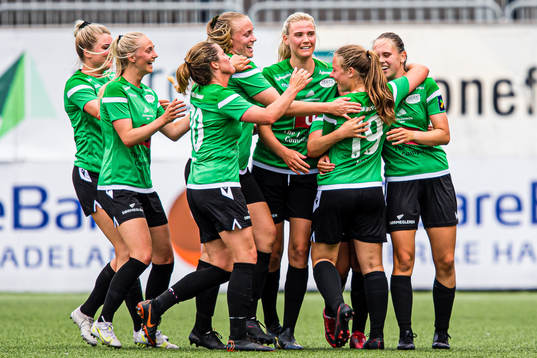Vårin Kristina Vik of Amazon Grimstad celebrates