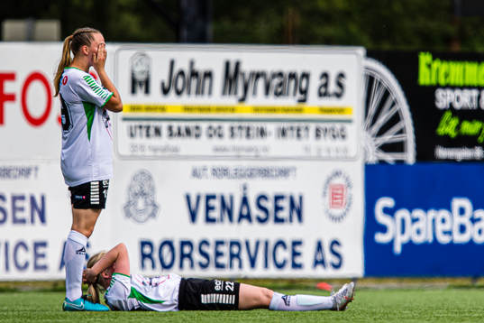 Maja Tryterud and Martine Skogstad Falkeid of Hønefoss