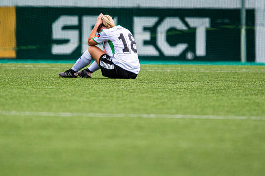 Åsne Helle Bredeli of Hønefoss looks dejected