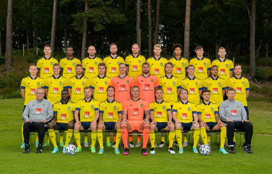 Players and coaches of the Swedish national football team