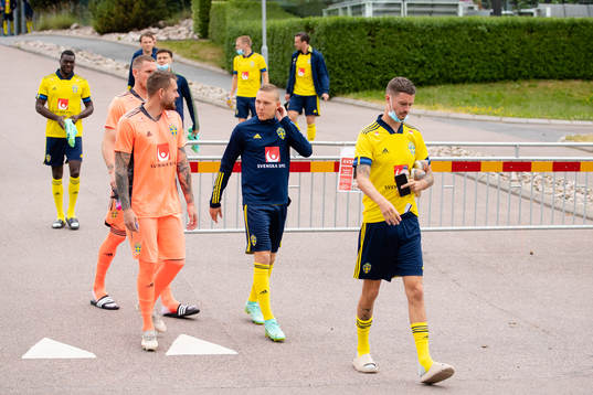 Goalkeeper Robin Olsen, goalkeeper Kristoffer Nordfeldt,