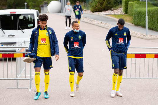 Jens Cajuste, Robin Quaison and Alexander Isak  of the