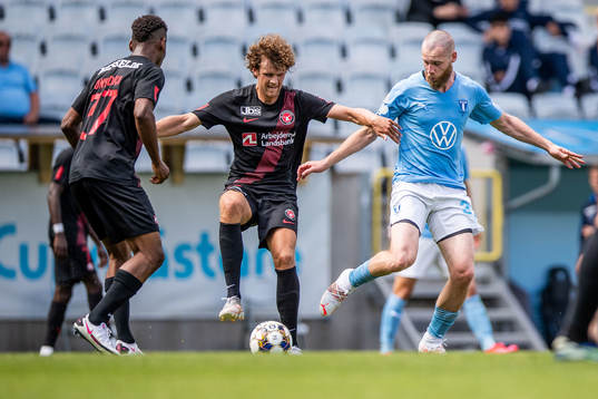 Midtjyllands Rasmus Nicolaisen och Malmö FFs Jo Inge Berget