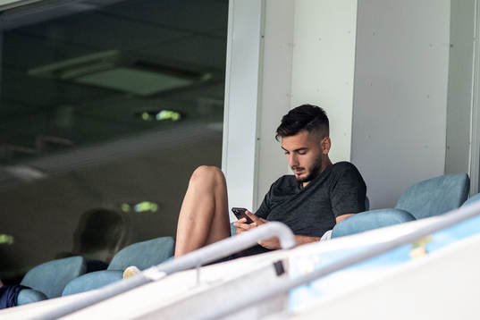 Malmö FFs målvakt Marko Johansson på läktaren
