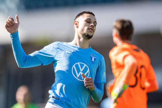 Malmö FFs Veljko Birmancevic deppar
