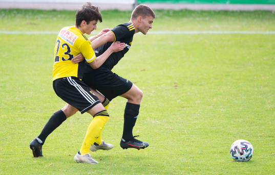 IFK Hässleholms Armin Culum i matchen i division 2 mellan