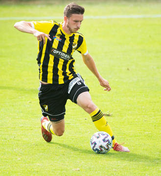 IFK Hässleholms Max Sandberg i matchen i division 2 mellan