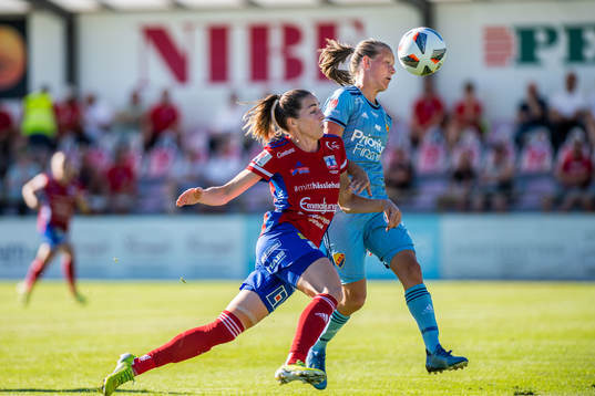 Vittsjös Clara Markstedt och Djurgårdens Michaela van