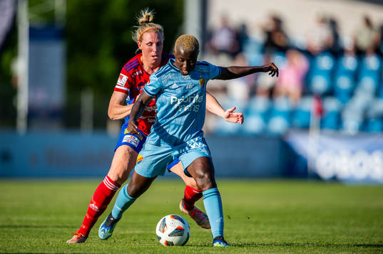 Vittsjös Sandra Adolfsson och Djurgårdens Elizabeth Addo