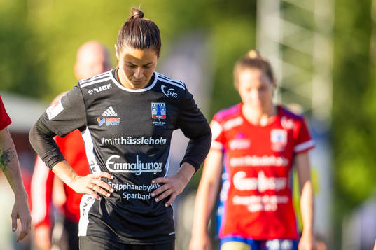 Vittsjös målvakt Sabrina D'Angelo deppar