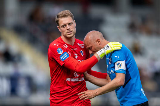 Halmstads målvakt Malkolm Nilsson Säfqvist och Andreas