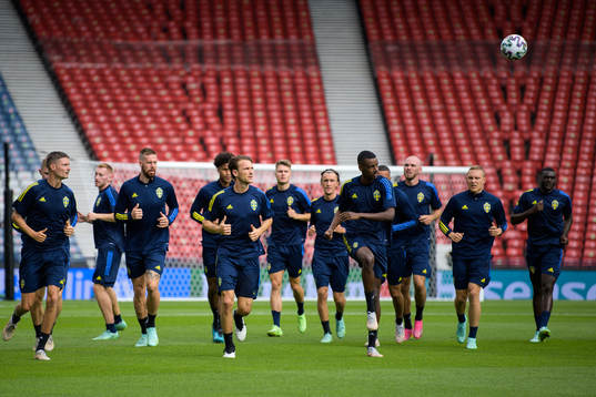 Mikael Lustig, Pontus Jansson, Albin Ekdal and Alexander