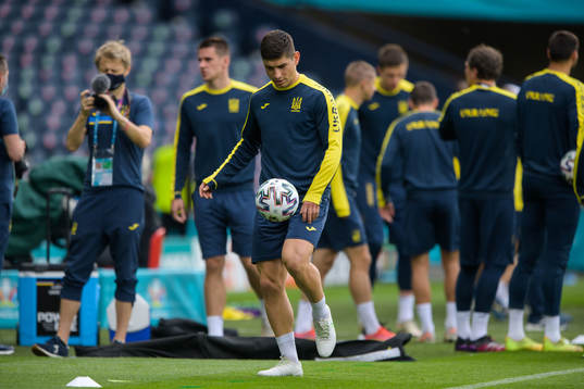 Ruslan Malinovskyi of the Ukrainian national football team