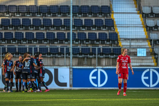Örebros Berglind Ros Augustdottir deppar