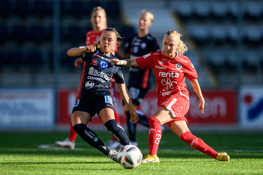 Linköpings Olga Ahtinen och Örebros Nathalie Hoff Persson