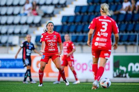 Örebros Carly Wickenheiser