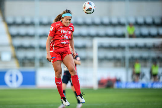 Örebros Carly Wickenheiser