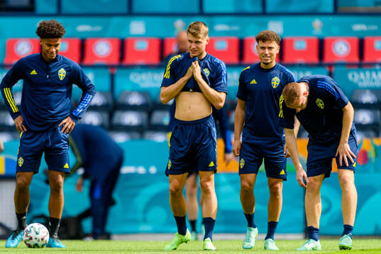 Jens Cajuste, Mattias Svanberg and Jordan Larsson of the