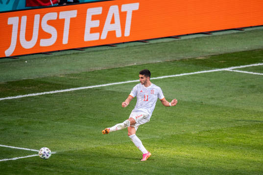 Ferran Torres of Spain scores 1-3