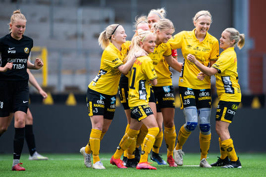 Bläddra bland fler bilder av Fotboll, Dam, Division 3 västra, Elfsborg - Brämhult