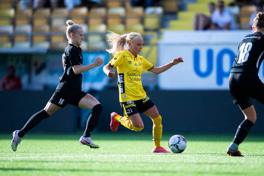 Brämhults Johanna Wikander och Elfsborgs Tea Skoglund