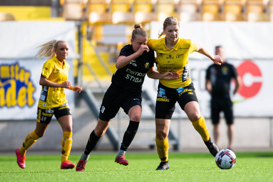 Elfsborgs Elin Dahl och Brämhults Ella Nilsson