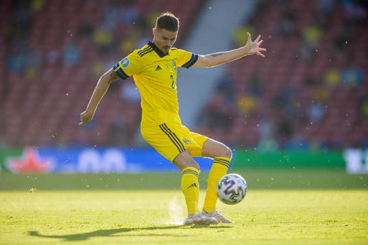 Mikael Lustig of Sweden
