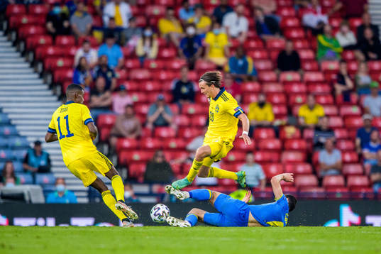 Alexander Isak and Kristoffer Olsson of Sweden against