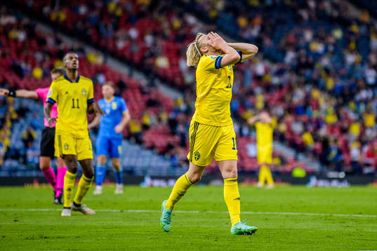 Emil Forsberg of Sweden looks dejected